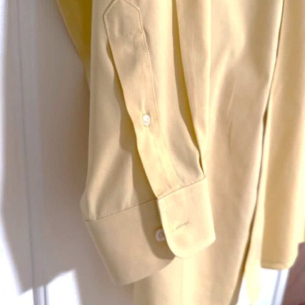 Roundtree & Yorke Gold Label Pinpoint Cotton Dress Shirt - Picture 3 of 8